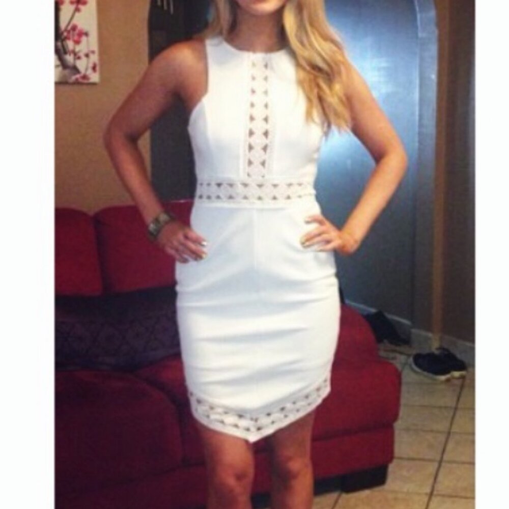Hello Molly - White High Neck Dress (S / 6) - Bridal/Graduation